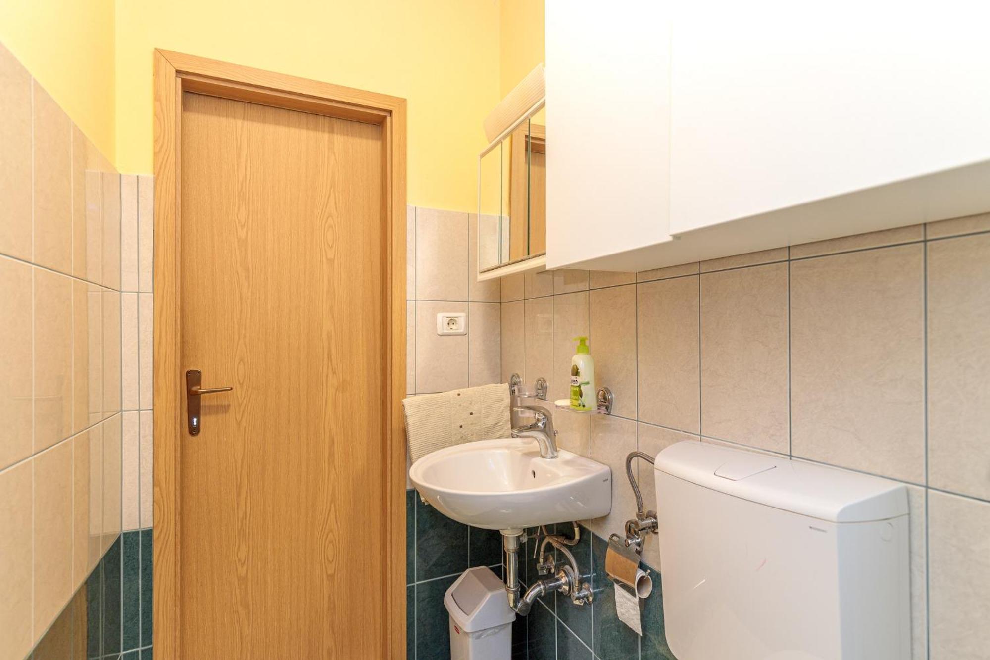 Rooms Nela Hum Стая снимка